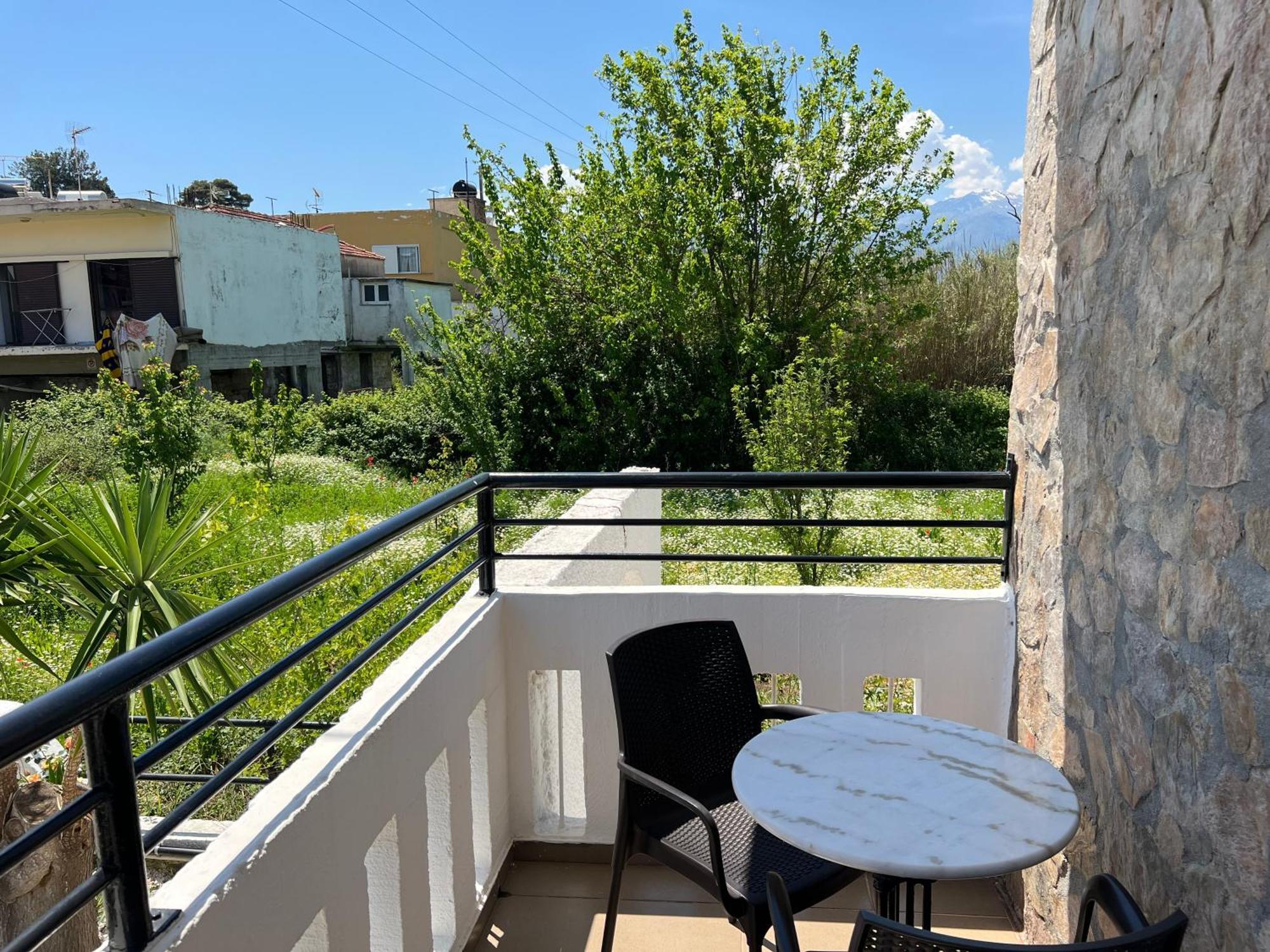 Zourpos Studios & Apartments Καλύβες Εξωτερικό φωτογραφία