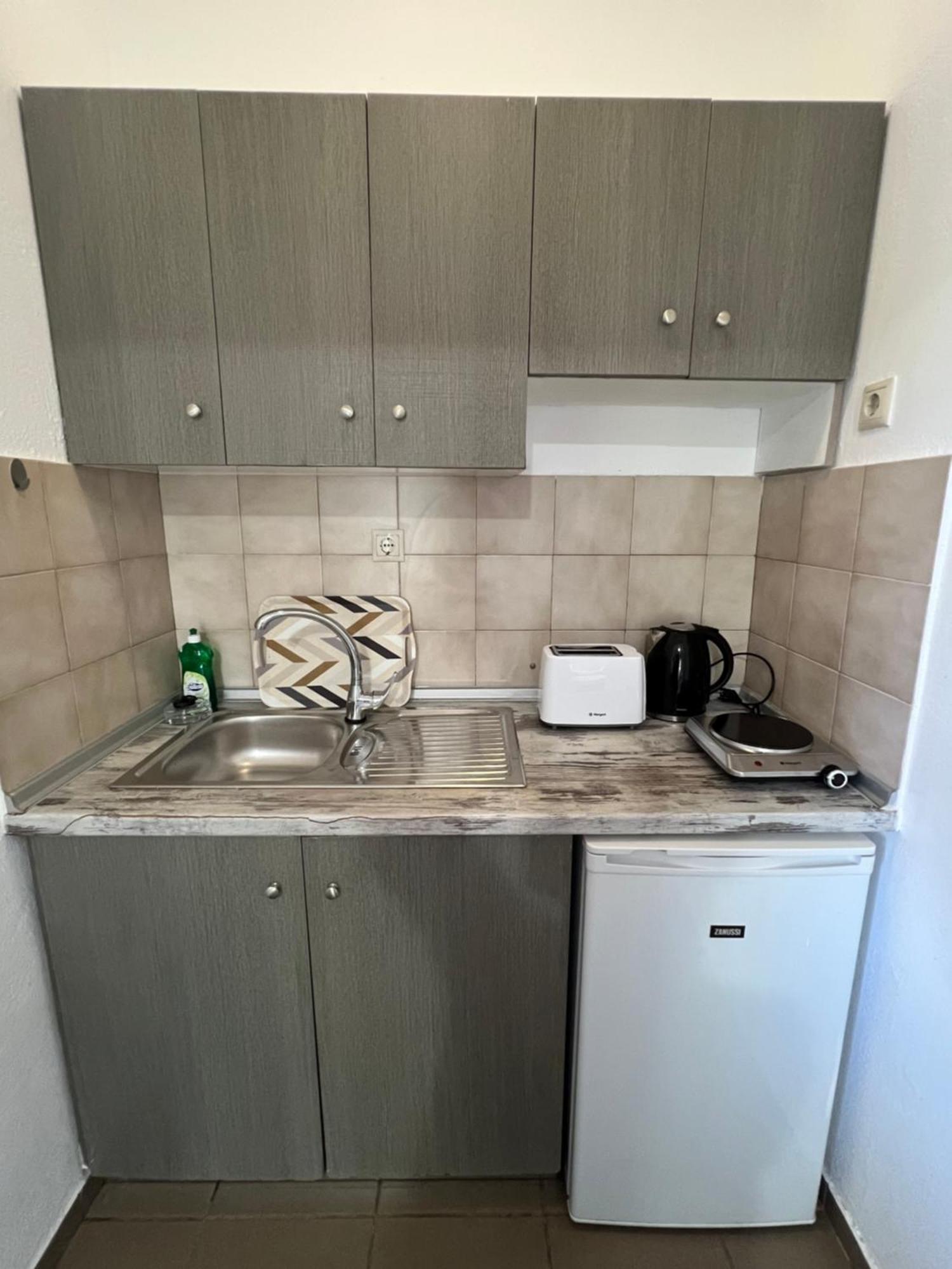 Zourpos Studios & Apartments Καλύβες Εξωτερικό φωτογραφία