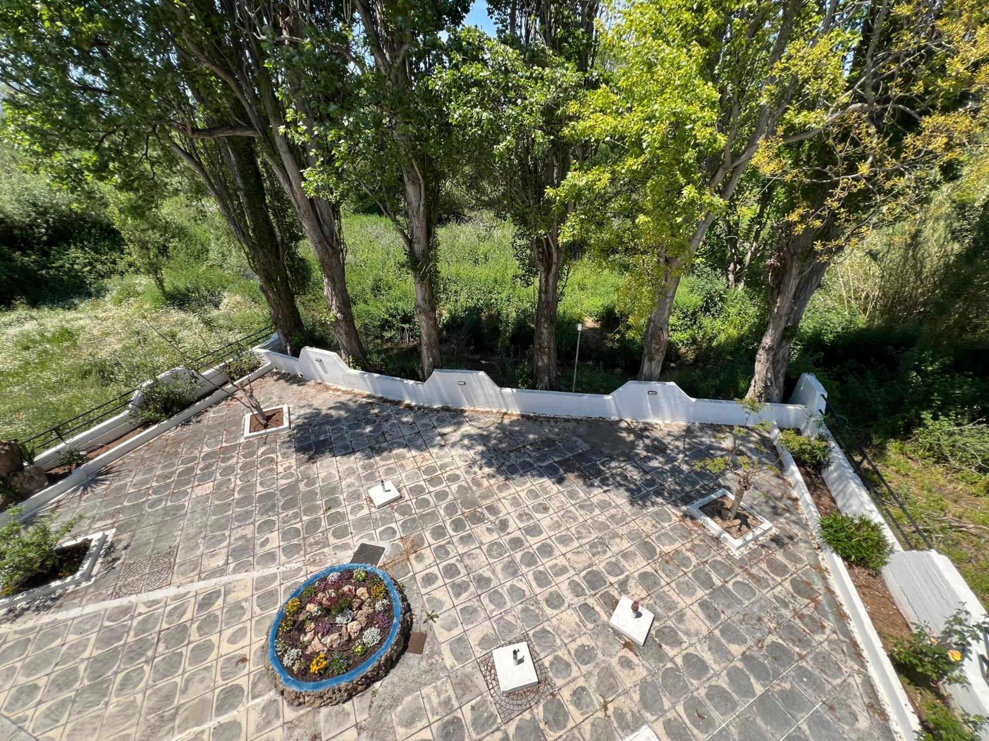 Zourpos Studios & Apartments Καλύβες Εξωτερικό φωτογραφία