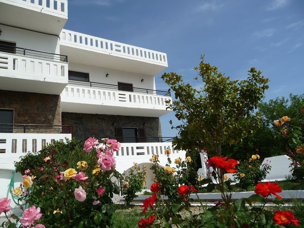 Zourpos Studios & Apartments Καλύβες Εξωτερικό φωτογραφία